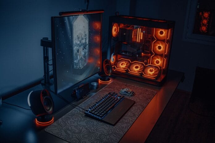 Biurko gamingowe z monitorem i komputerem PC z podświetleniem RGB Biurko gamingowe z monitorem i komputerem PC z podświetleniem RGB